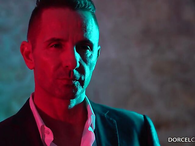 Kinky anal group orgy with Clea Gaultier and Mariska