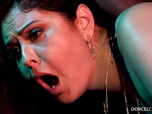 Kinky anal group orgy with Clea Gaultier and Mariska