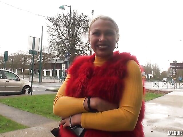 French FFM 3some with nasty Aurelie and Victoria