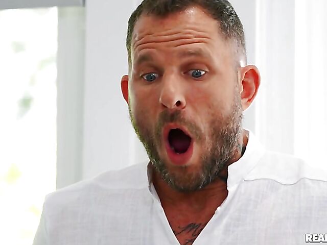 Aften Opal - Nude teen massage with a special pussy stimulation included