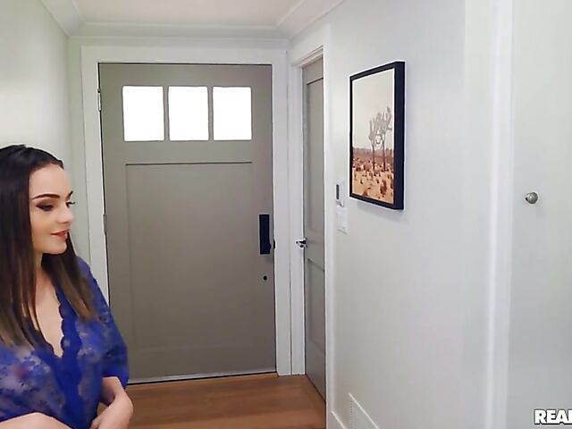 Aften Opal - Nude teen massage with a special pussy stimulation included