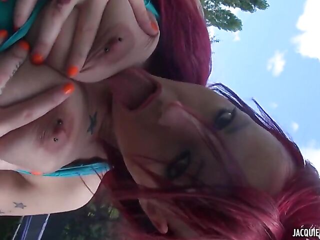 Outdoor sextape of alternative French redhead Eva Lange