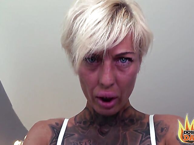 Trashy tattooed MILF Vicky Hunt gets rammed