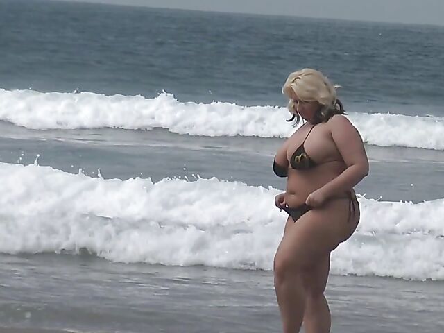 Chubby bikini mom with fat tits Porsche Dali gets picked up at the beach