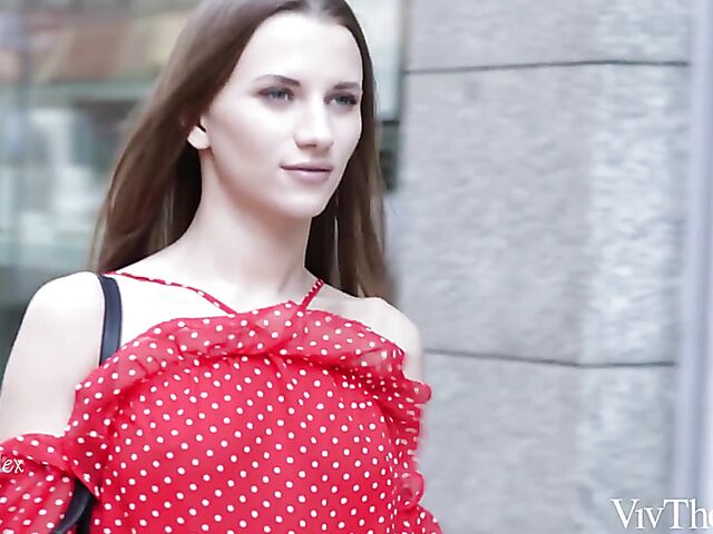 Amirah Adara & Stella Flex - Lesbian vibrator vibe