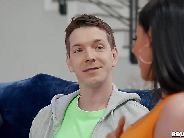 Big boobs latina Luna Star anal banged by Markus Dupree in front of her boyfriend