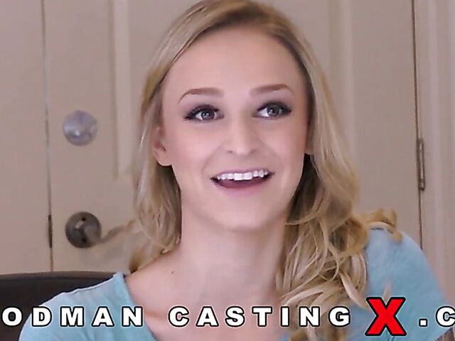 Cute Emma Hix's anal pounding with Pierre Woodman