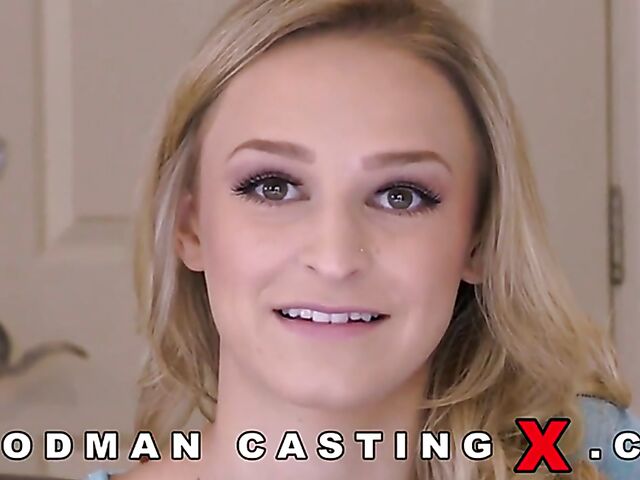 Cute Emma Hix's anal pounding with Pierre Woodman