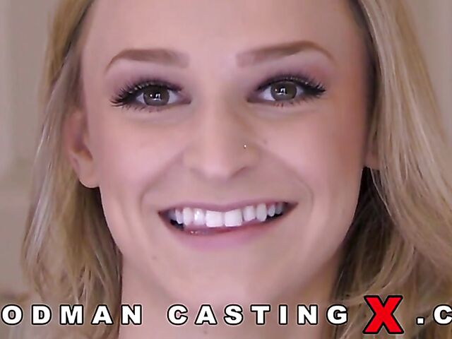 Cute Emma Hix's anal pounding with Pierre Woodman