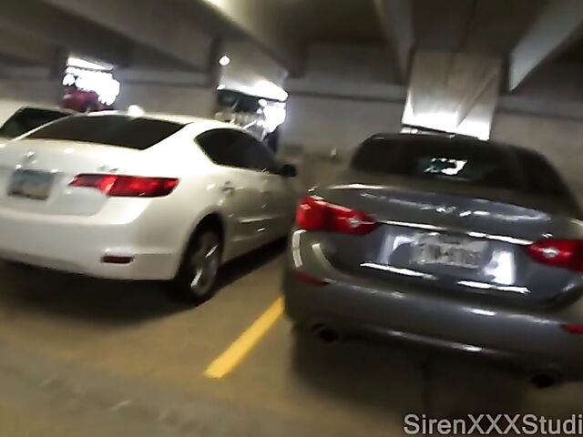 Butt plug public fun and phat booty exposure in Houston with Virgo Peridot