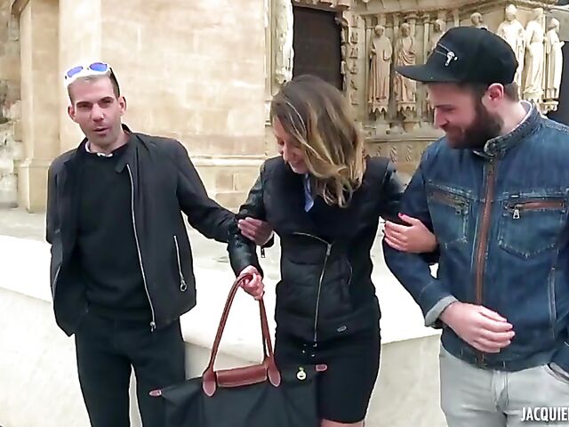 DP French porn with 28-year-old slut Emmanuelle