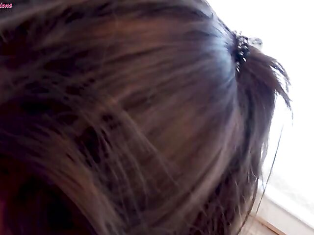 Teen first threesome on cam with lovely UK girl Jessica