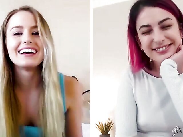 Scarlett Sage and Kristen Scott have a good time fingering together