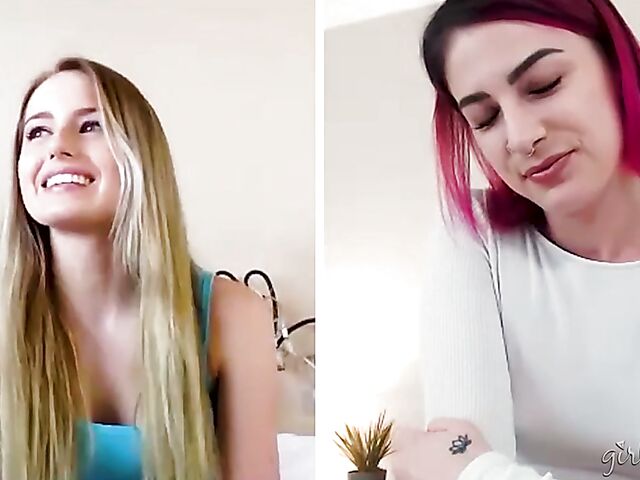 Scarlett Sage and Kristen Scott have a good time fingering together