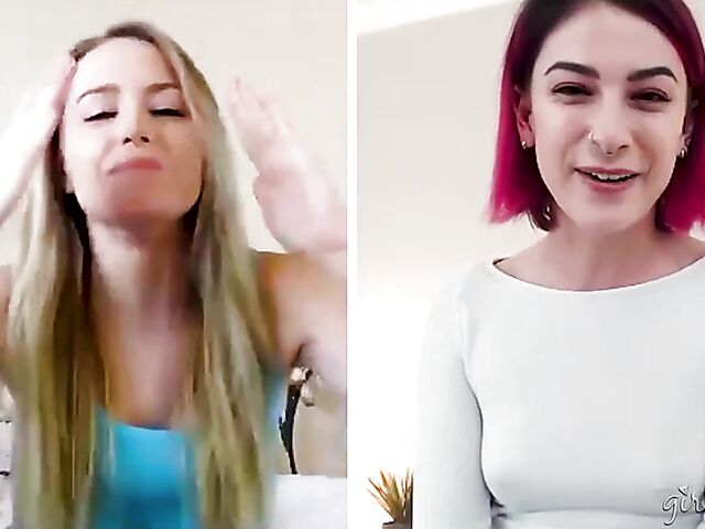 Scarlett Sage and Kristen Scott have a good time fingering together