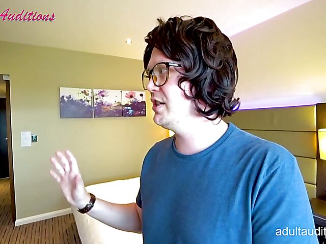 Teen Leyla and her double blowjob audition with two lucky nerds