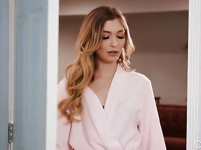 Slim babe Mackenzie Moss gets it started by herself and then he comes to show her passionate sex