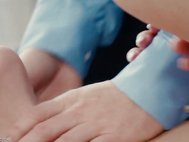 A Fuck My Girlfriend cuckold story of hot skinny babe Naomi Swann