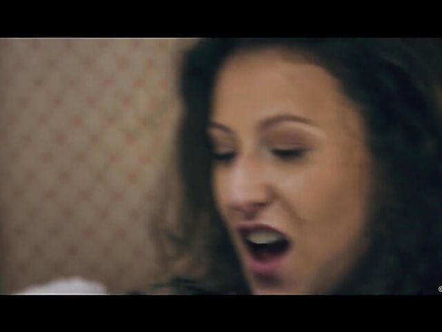 Emylia Argan - The art of sex and the weapon of seduction