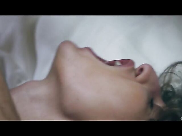 Emylia Argan - The art of sex and the weapon of seduction