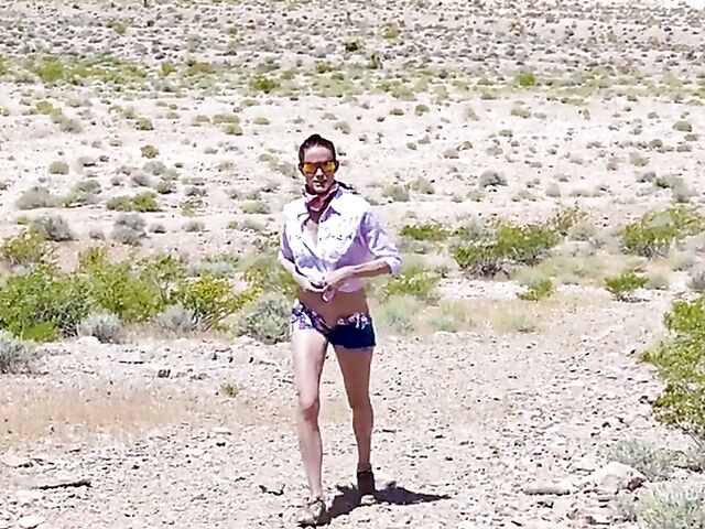 Skinny MILF Sofie Marie sucking indoors and fucking outside