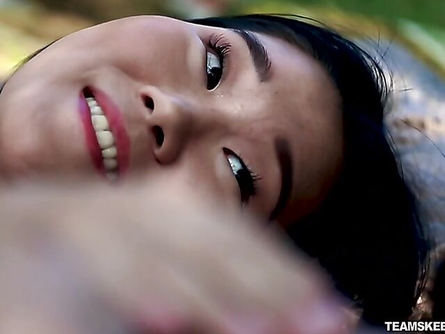 Sensual outdoor threesome in the shadow with slim asian babe Katana