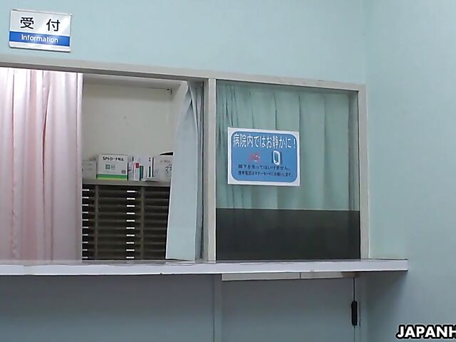 Rei Mizuna - Japanese gyno chair masturbation