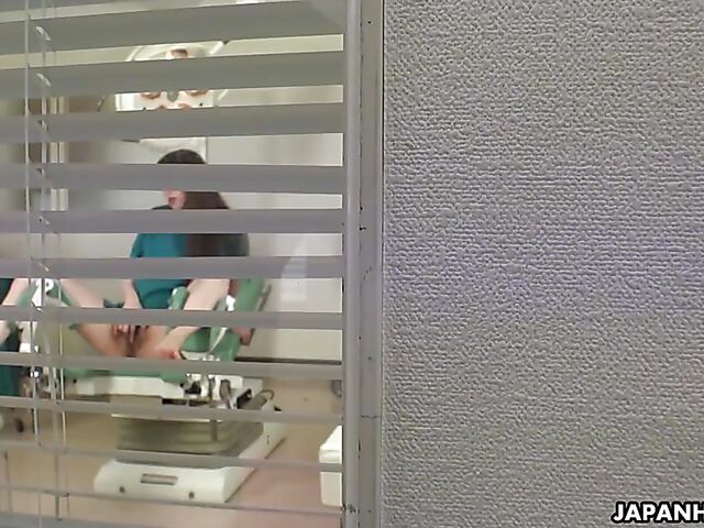 Rei Mizuna - Japanese gyno chair masturbation