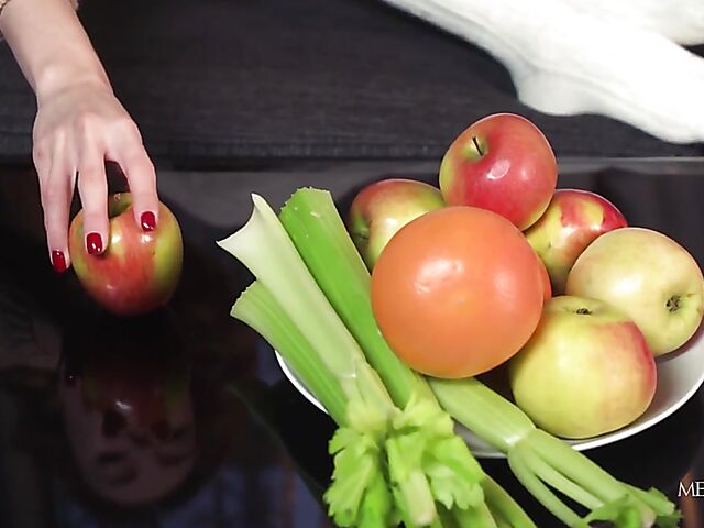 Beautiful fingering solo with slender girl Alice Shea