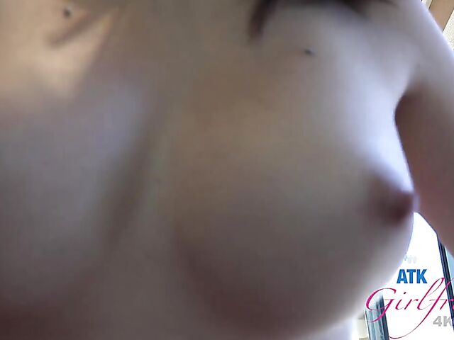 Kiera Winters - Naughty girlfriend POV in Las Vegas