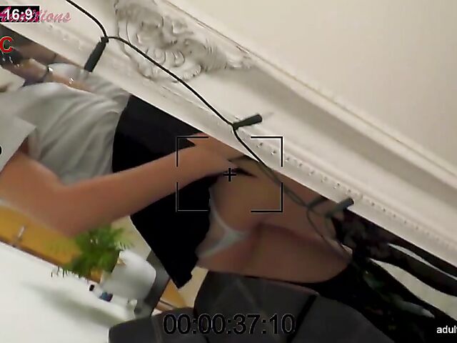 British POV girl Paige gets nailed in her first adult video