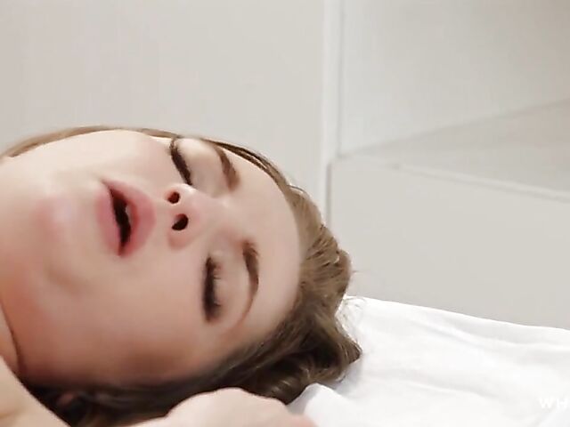 Vika Lita - Lovely couple's passionate sex in bed