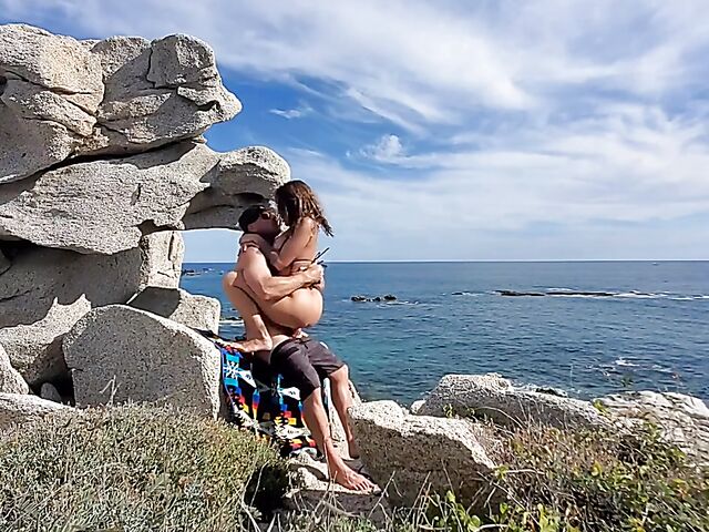 Kissa Sins and Johnny Sins beach sex on vacation