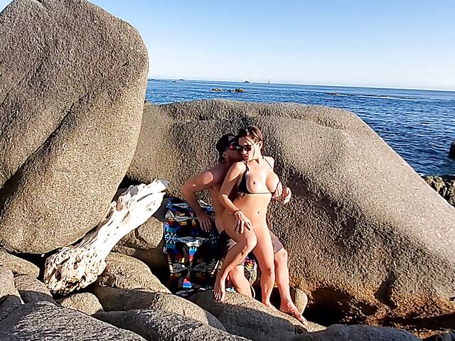 Kissa Sins and Johnny Sins beach sex on vacation