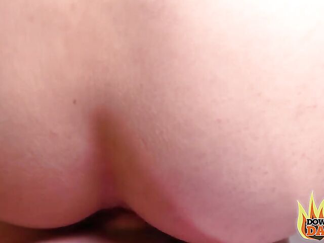 Fuck date with brown-eyed brunette Penelope