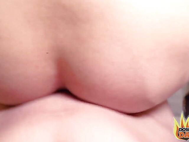 Fuck date with brown-eyed brunette Penelope