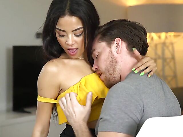 Hot latina chick Maya Bijou satisfies her sexual desire