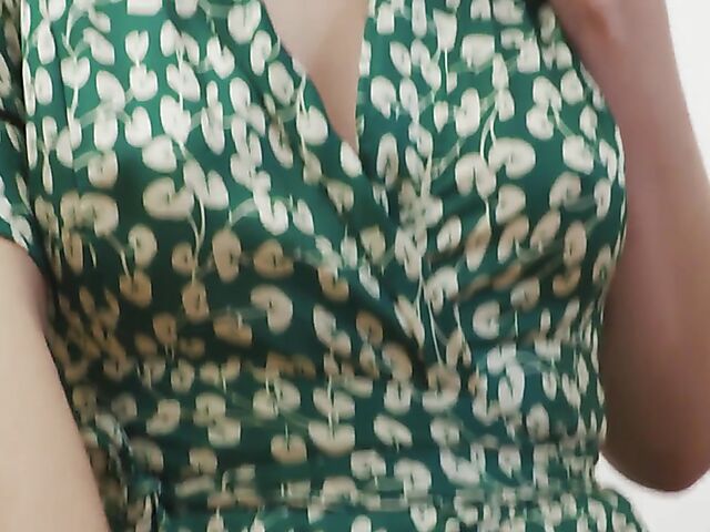 Hairy masturbation with pink-haired Australian girl Dodi