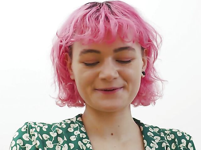 Hairy masturbation with pink-haired Australian girl Dodi