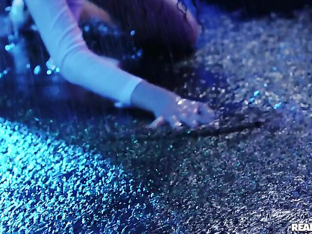 Super wet lesbian trio Emily Willis, Scarlett Bloom, and Liv Wild