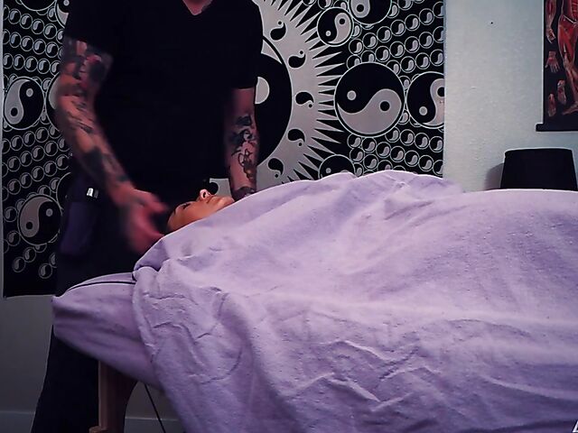 Sinn Sage - Milf fingering sensually after massage