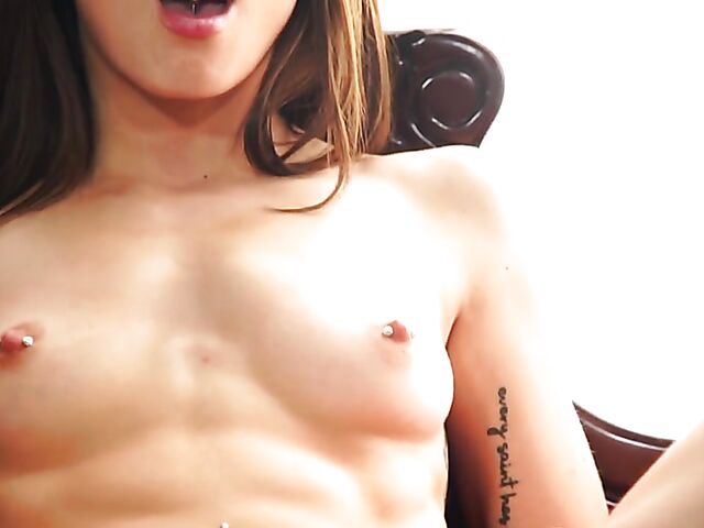 Skinny solo model Roxy Ryder loves to play with her snatch