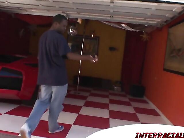 Naive white girl Nikki Anne gets tricked into fucking a big black cock