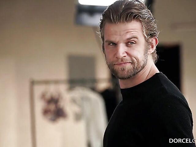 Lina Luxa - Skinny slave anal banged in the dungeon