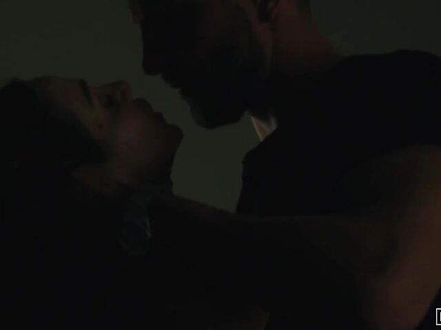 True hot sex in the comfort of the bedroom with Abigail Mac