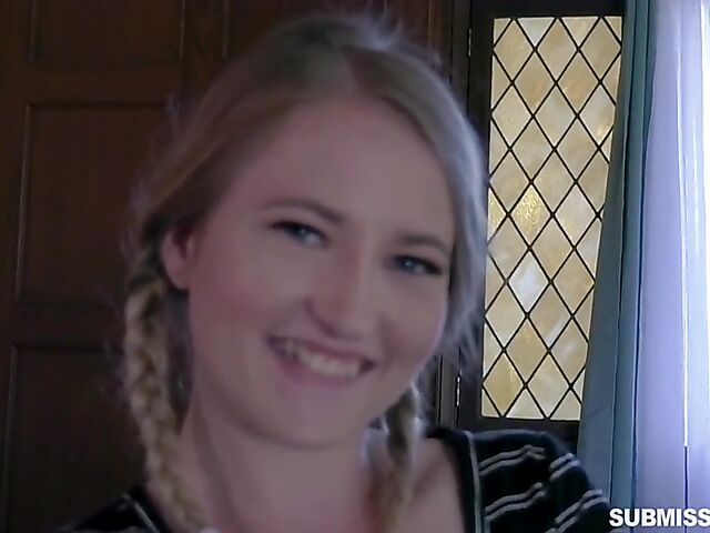 Submissive teen Lolli Lane gets railed on a leash