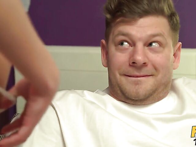 FFM party in the hostel with Isabelle Deltore and Martina Smeraldi