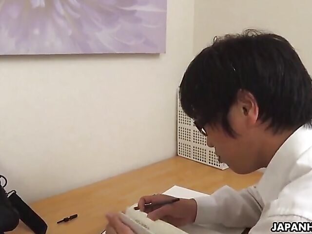 Uncensored Japanese threesome with cute Maki Takei