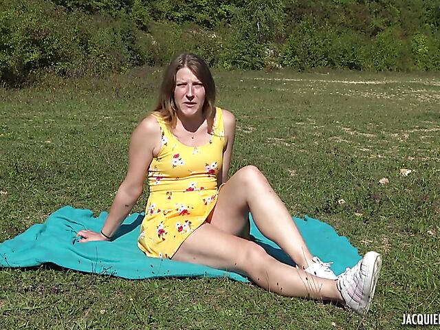 Anal outdoor with cute French MILF Emma