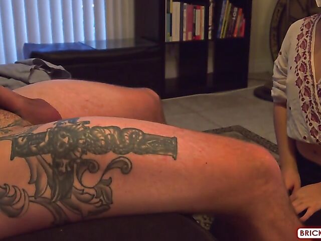 Asian handjob during the pandemic with Dacey